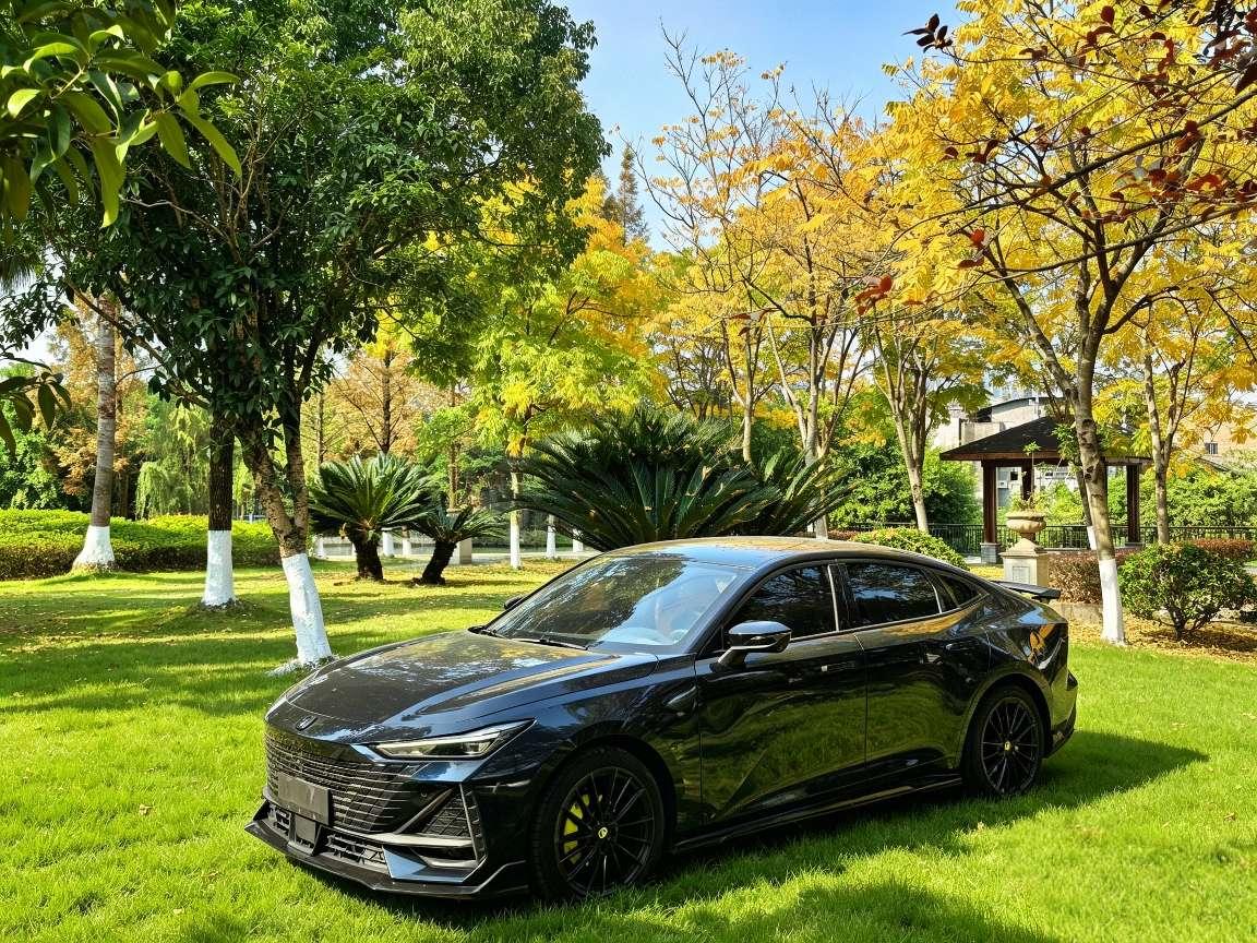 Changan UNI-V