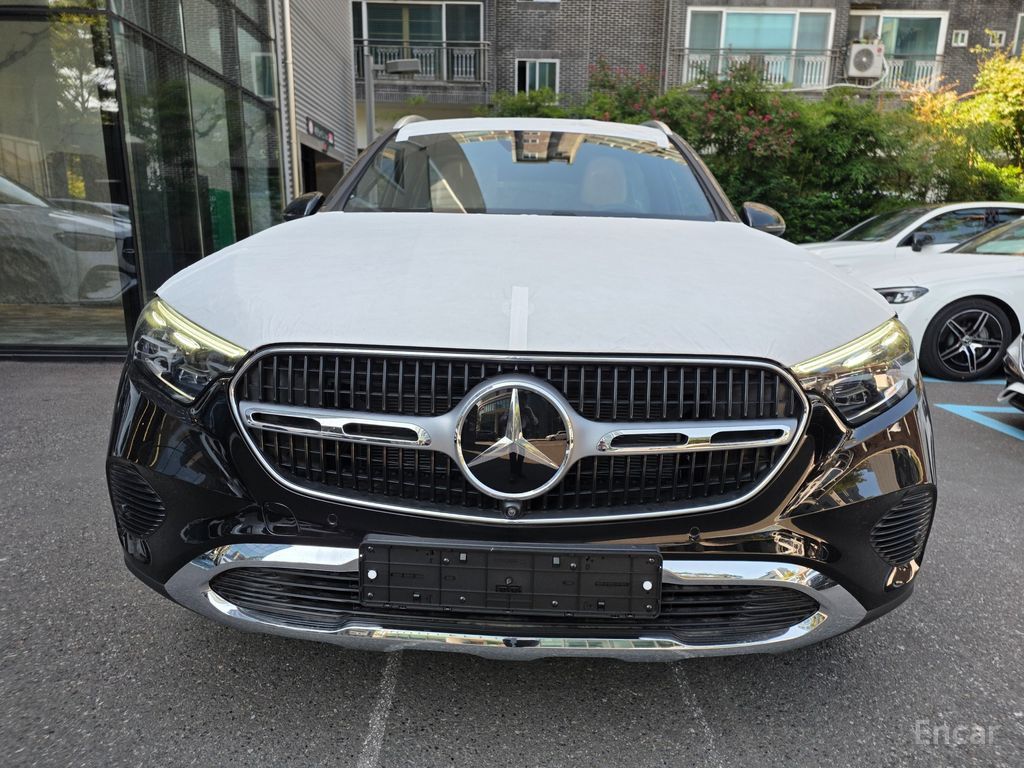 Mercedes-Benz GLC-Class X254