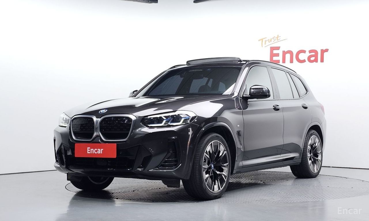 BMW iX3