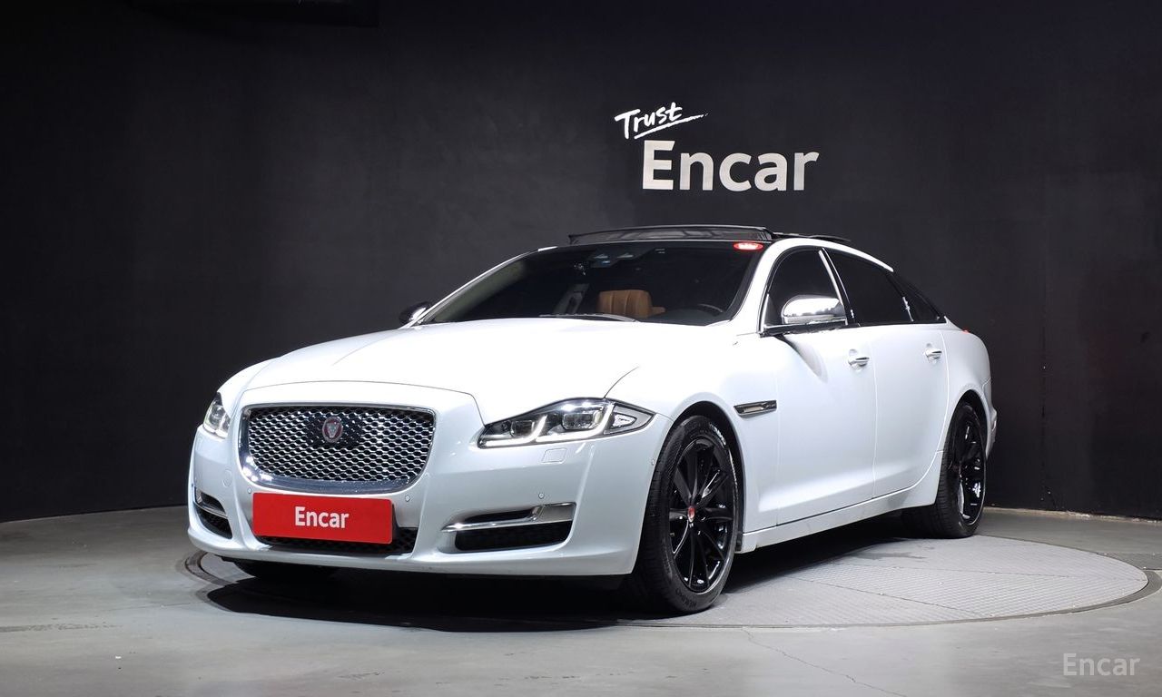 Jaguar All New XJ