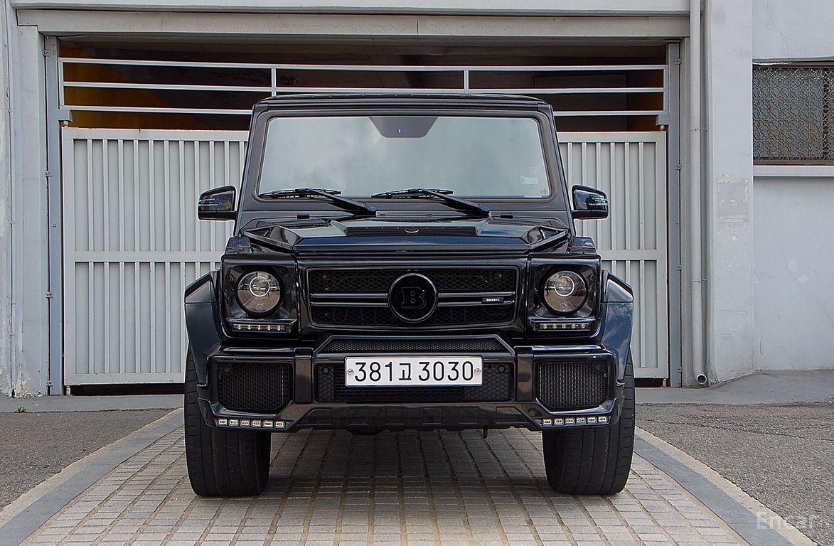 Mercedes-Benz G-Class W463