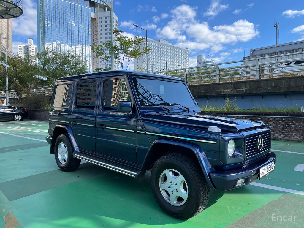 Mercedes-Benz G-Class W463