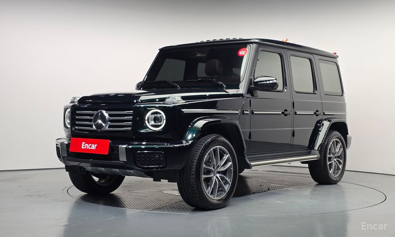 Mercedes-Benz G-Class W465