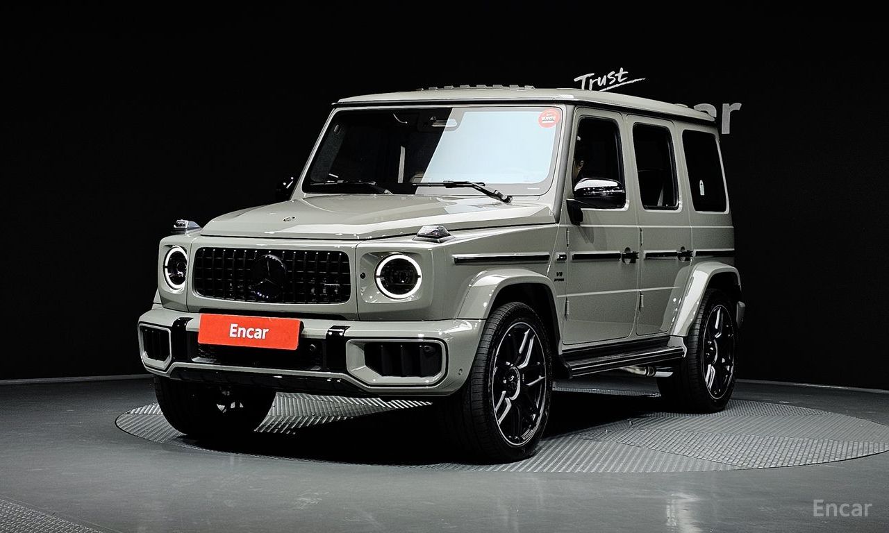 Mercedes-Benz G-Class W465