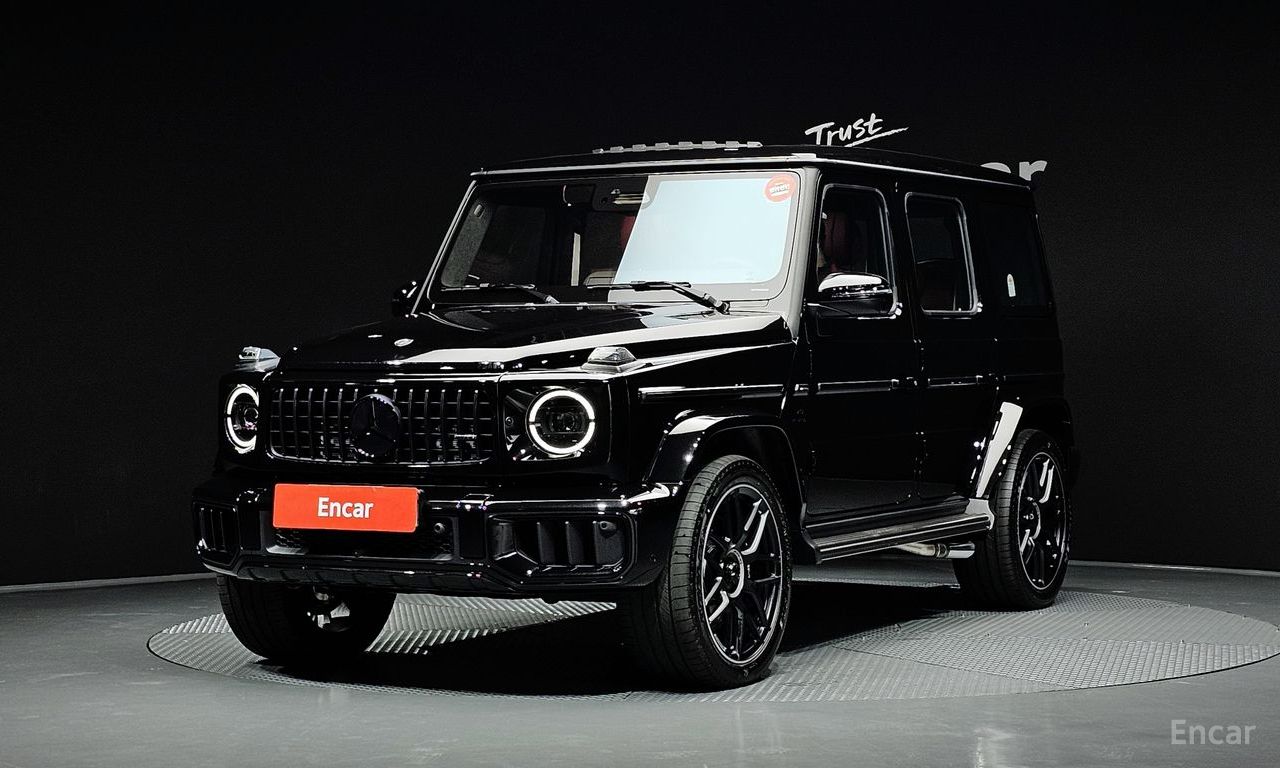 Mercedes-Benz G-Class W465