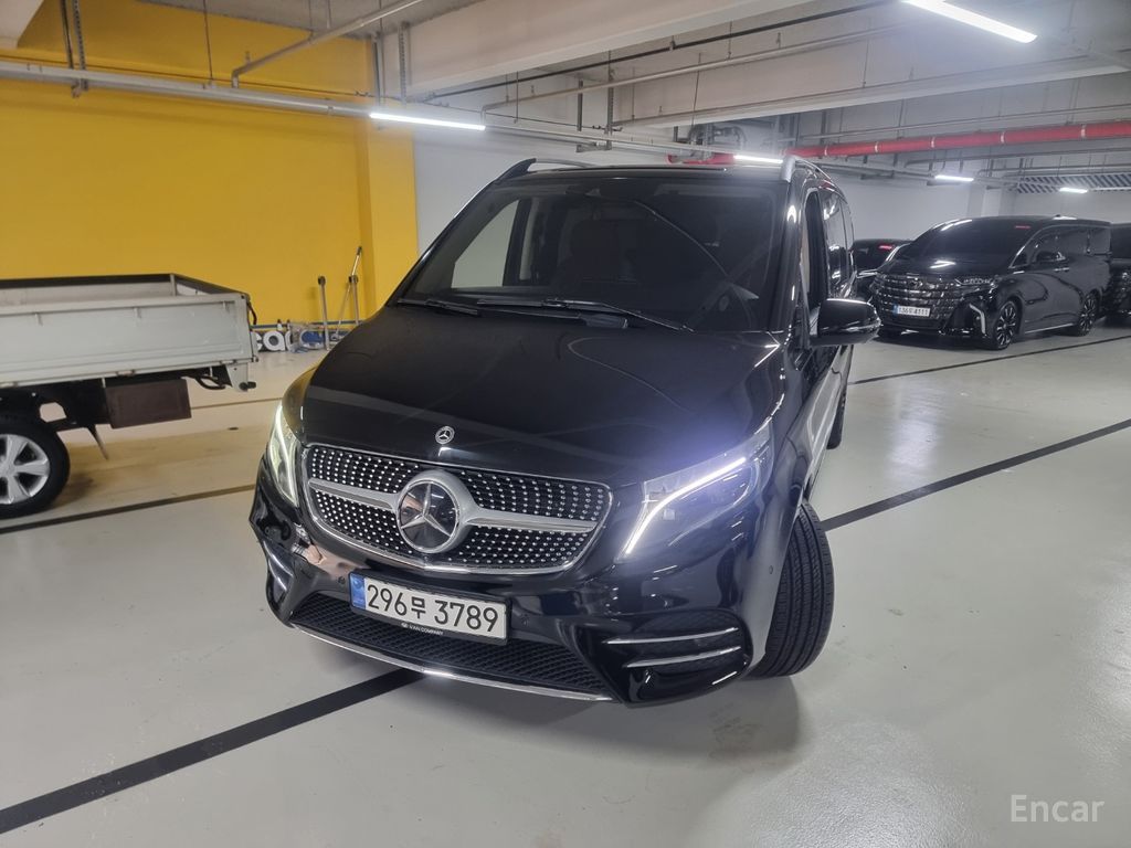 Mercedes-Benz V-Class