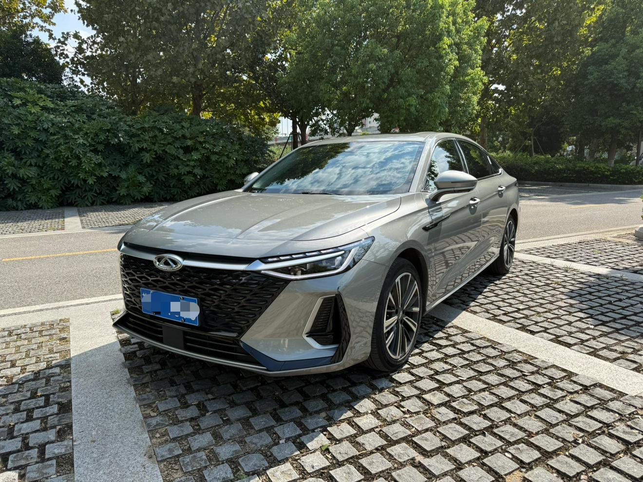 Chery Arrizo 8