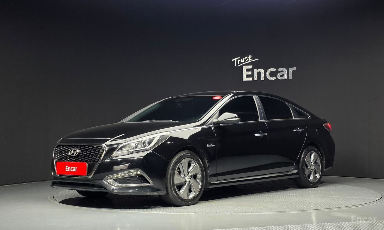 Hyundai LF Sonata hybrid