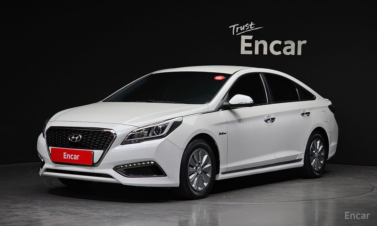 Hyundai LF Sonata hybrid