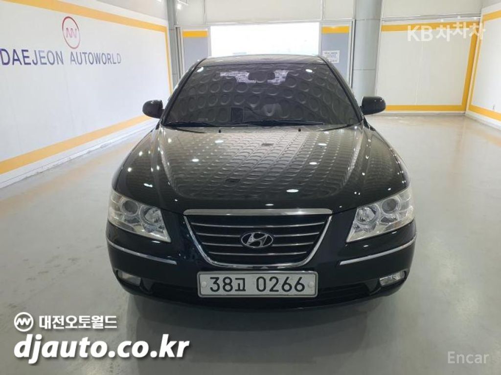 Hyundai NF Sonata