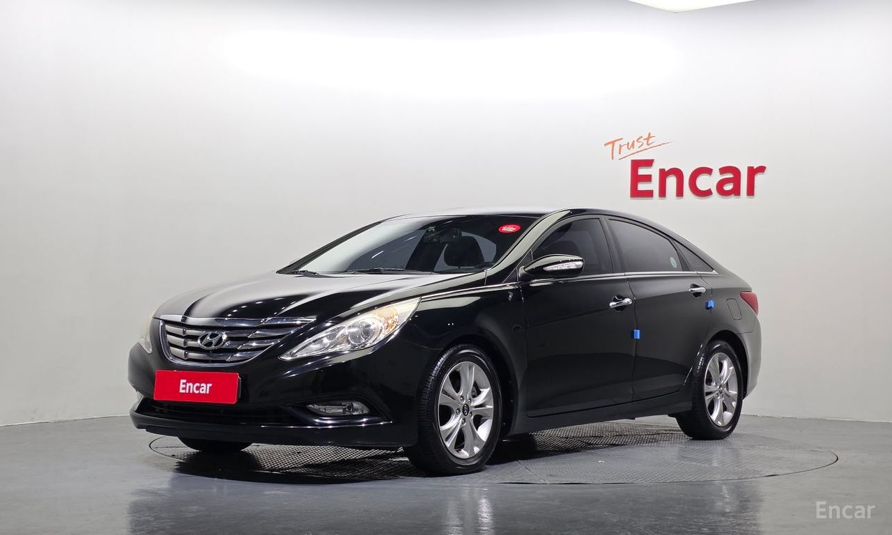 Hyundai YF Sonata
