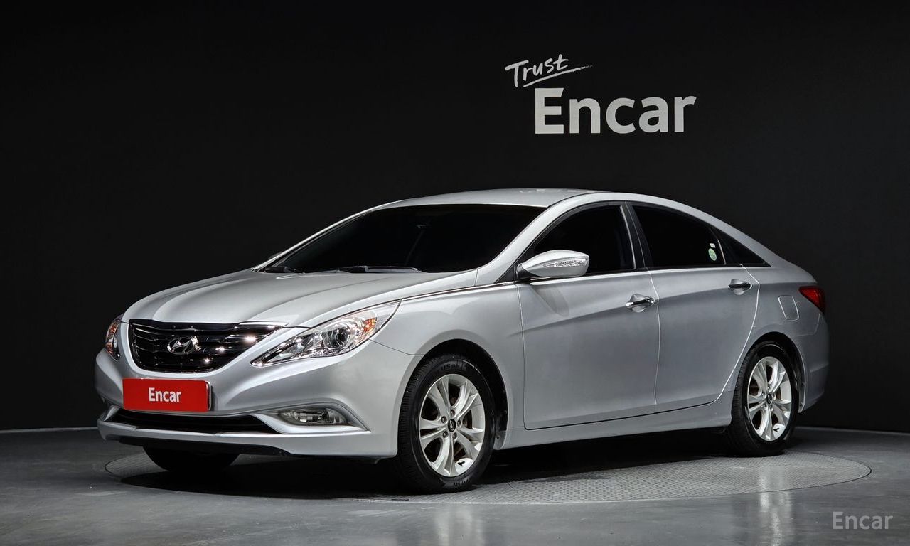 Hyundai YF Sonata