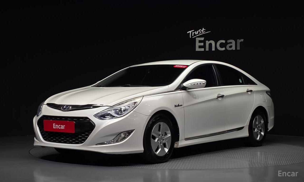 Hyundai Sonata hybrid