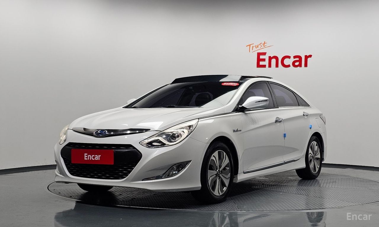 Hyundai Sonata hybrid