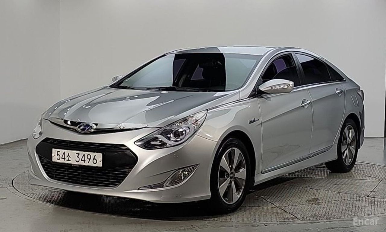 Hyundai Sonata hybrid