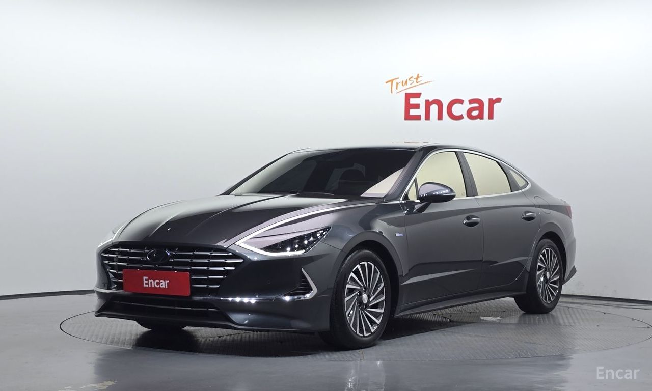 Hyundai Sonata hybrid