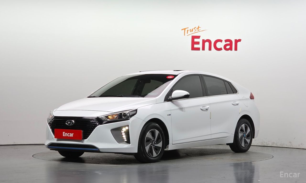 Hyundai IONIQ hybrid