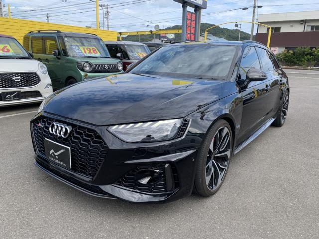 Audi RS4
