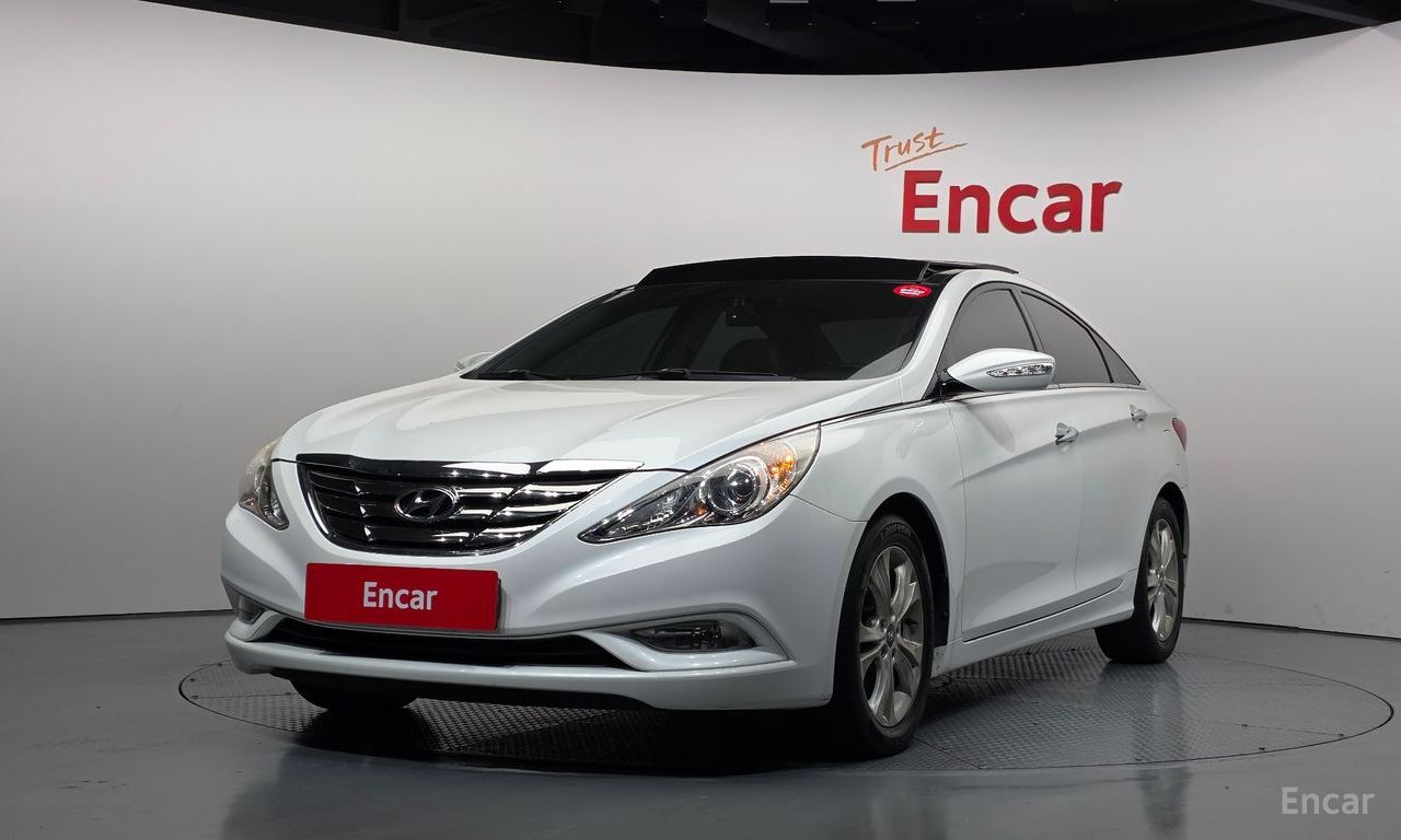 Hyundai YF Sonata