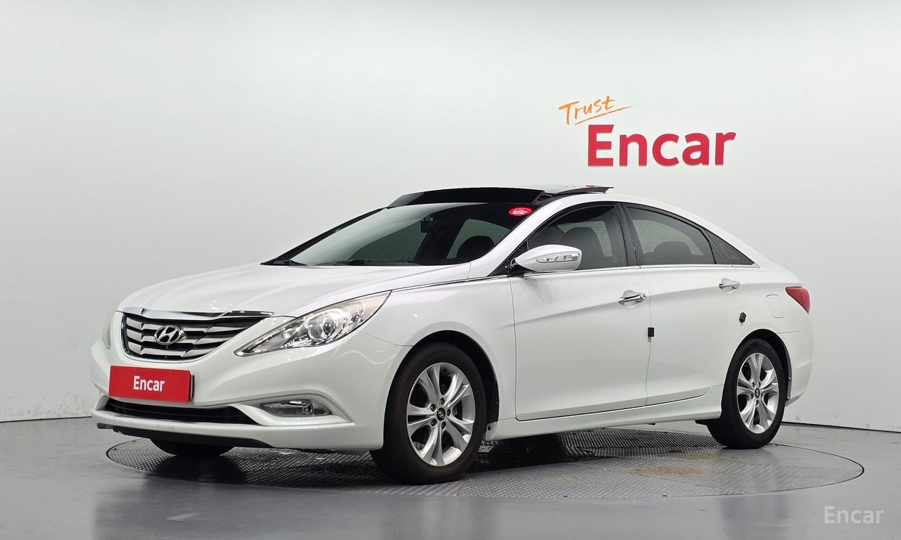 Hyundai YF Sonata