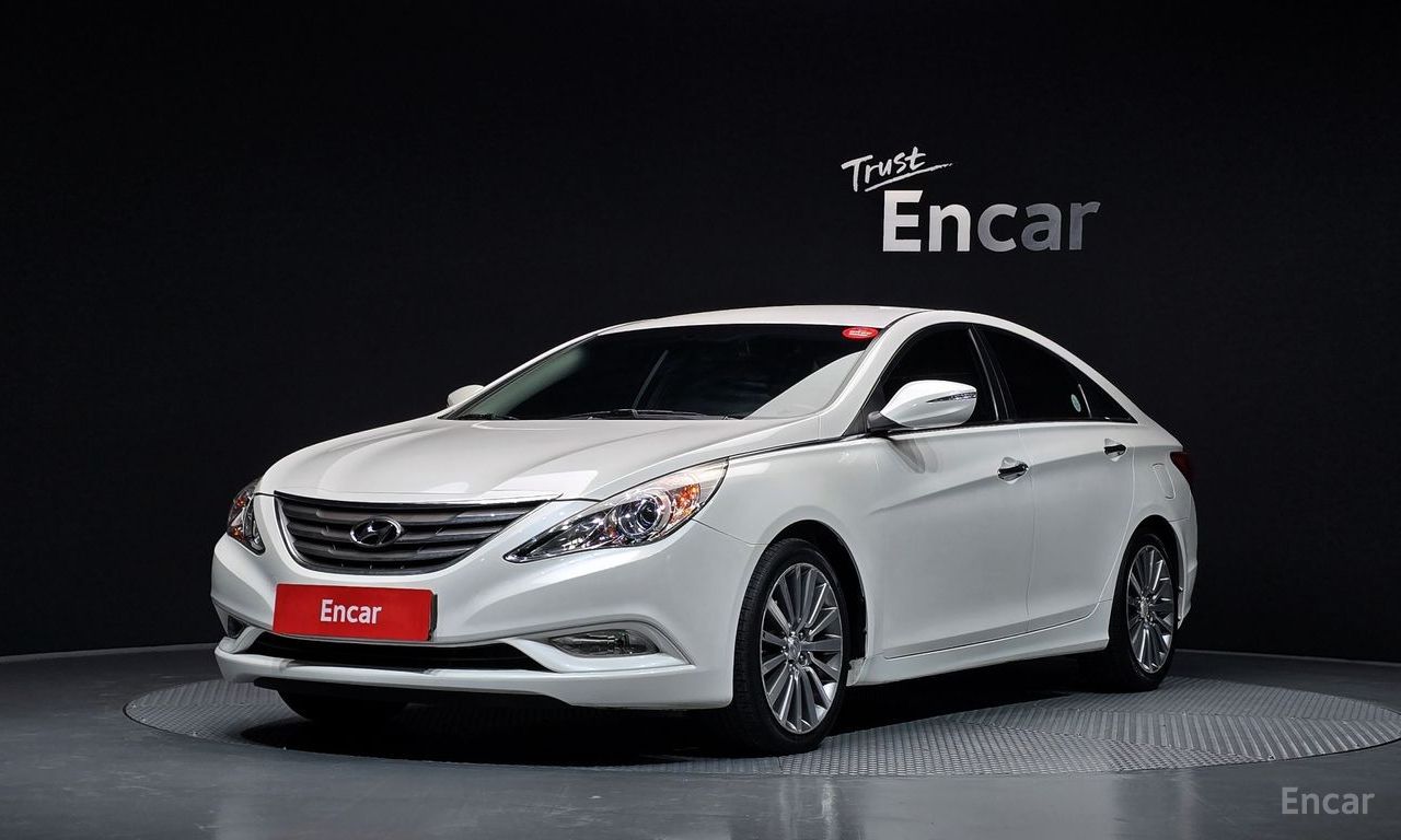 Hyundai YF Sonata
