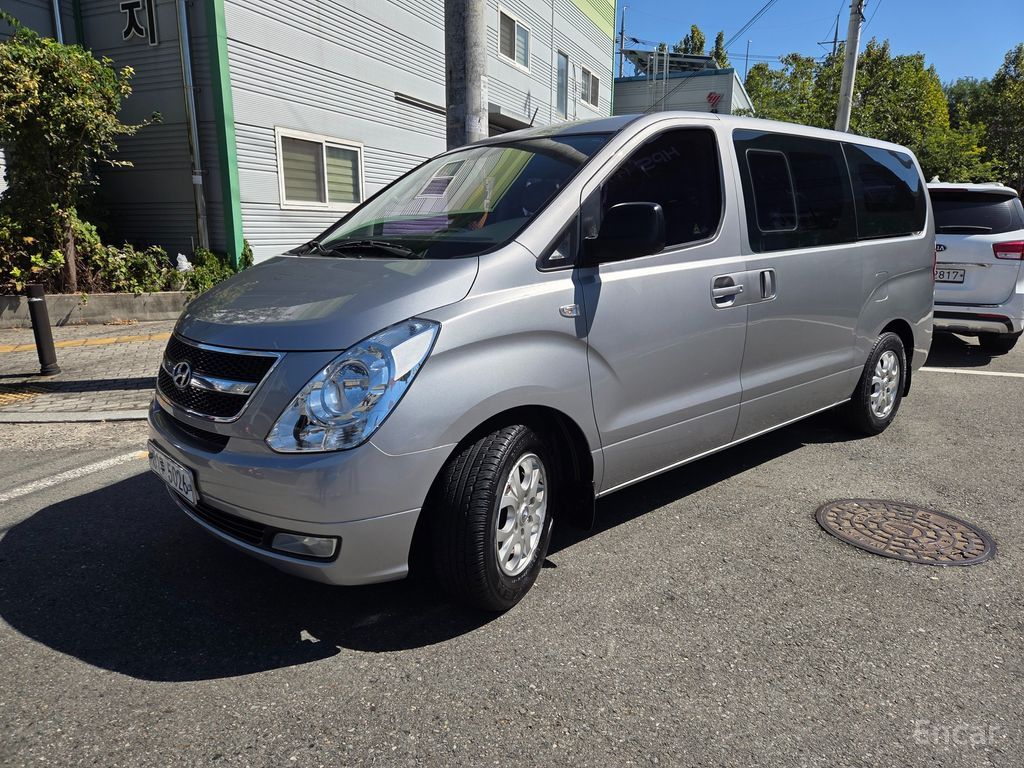 Hyundai Grand Starex