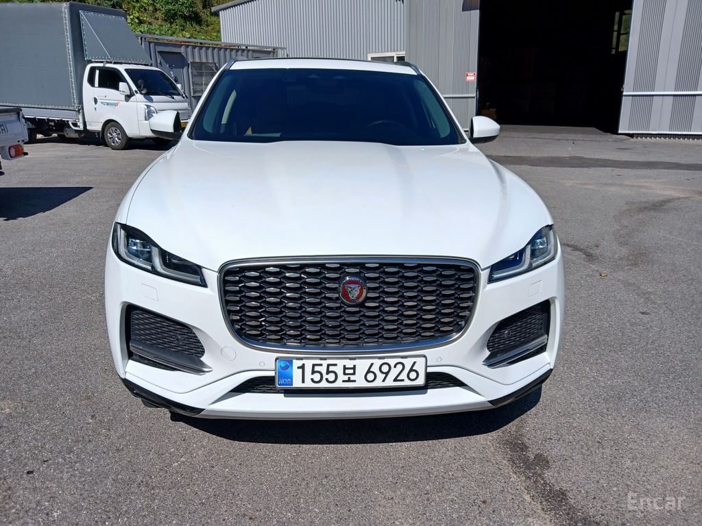 Jaguar F-Pace