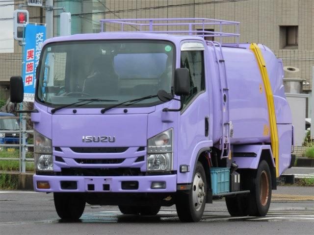 Isuzu Elf