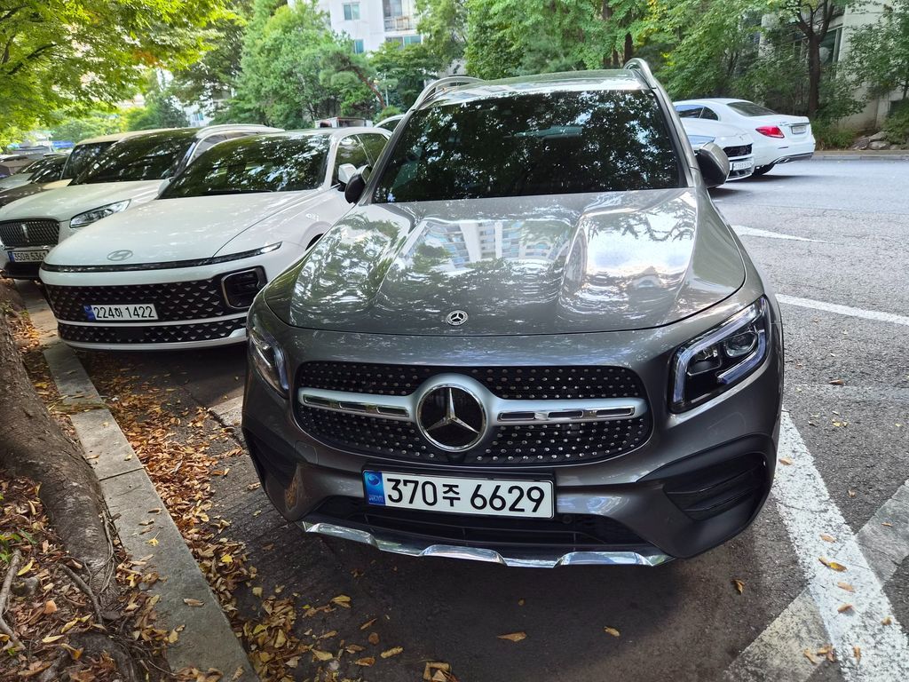 Mercedes-Benz GLB-Class X247