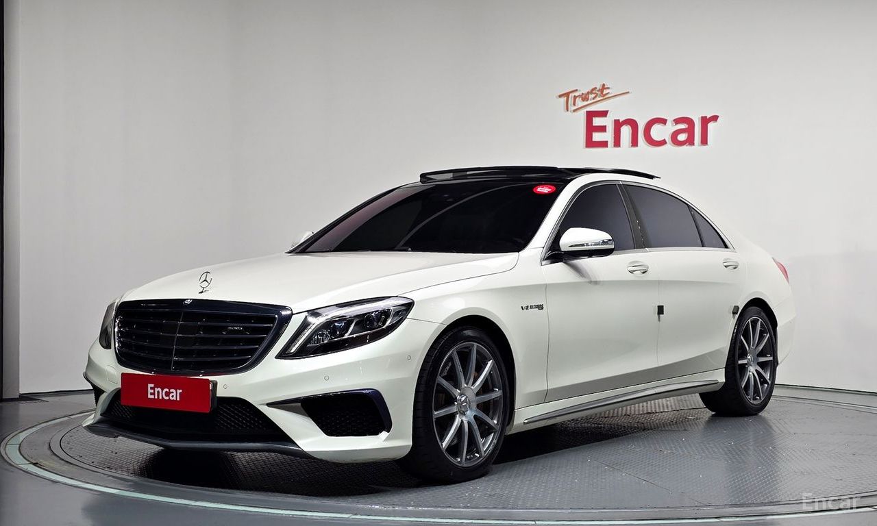 Mercedes-Benz S-Class W222