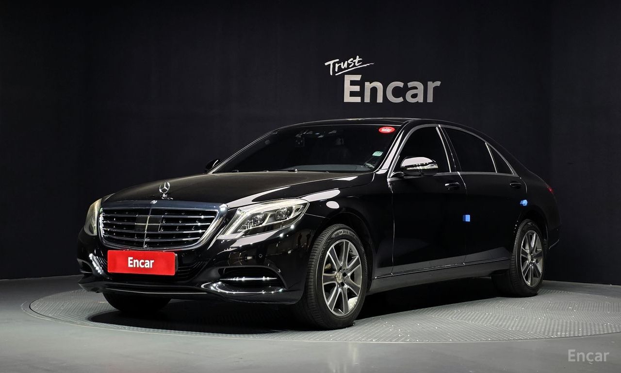 Mercedes-Benz S-Class W222