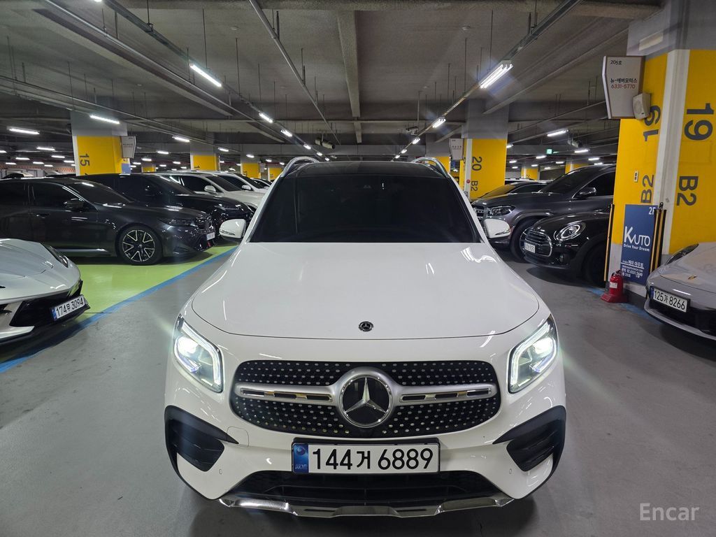 Mercedes-Benz GLB-Class X247