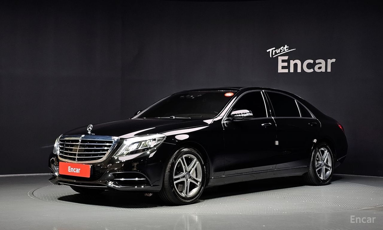 Mercedes-Benz S-Class W222