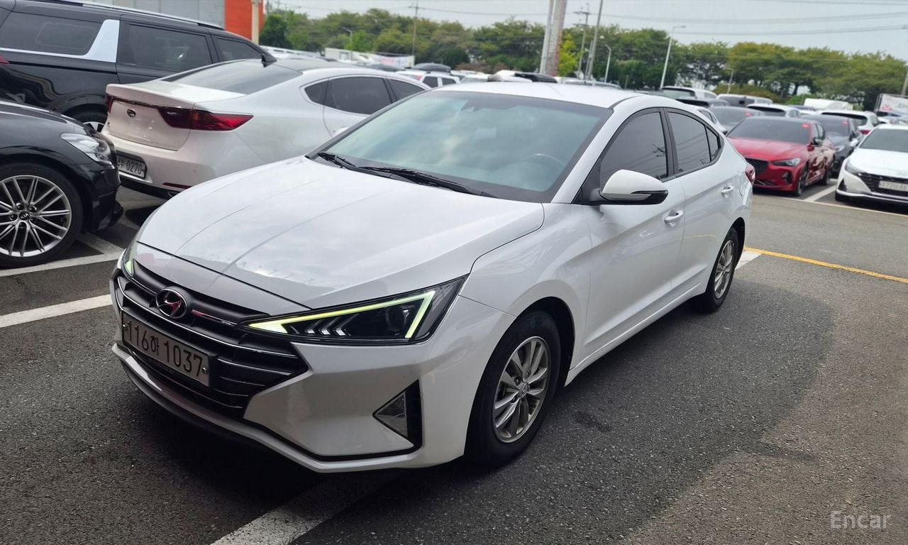 Hyundai Avante AD