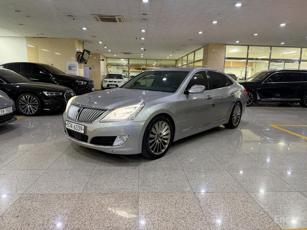 Hyundai Equus