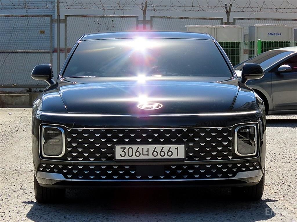 Hyundai Grandeur hybrid