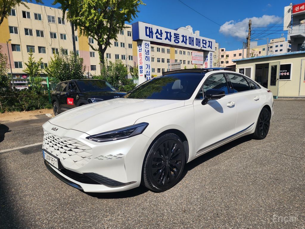Kia K8