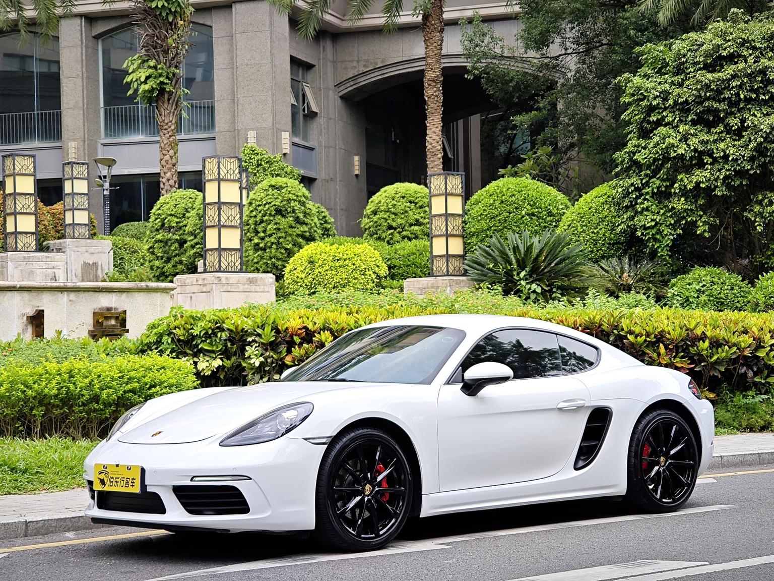 Porsche 718