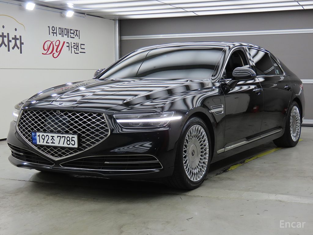 Genesis G90