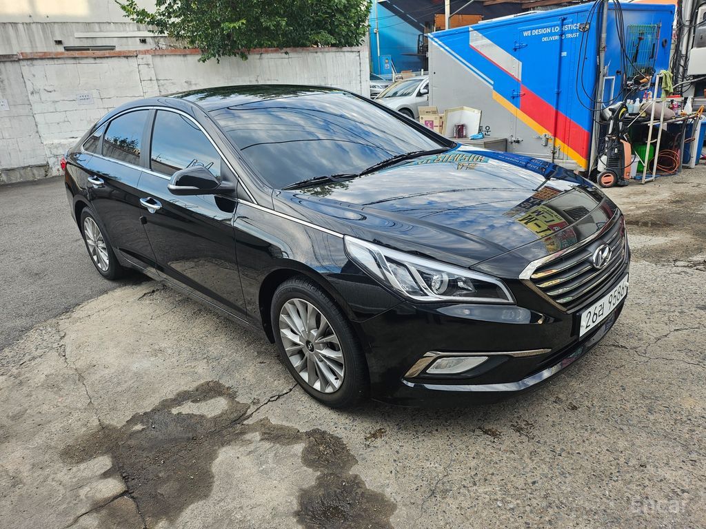 Hyundai LF Sonata