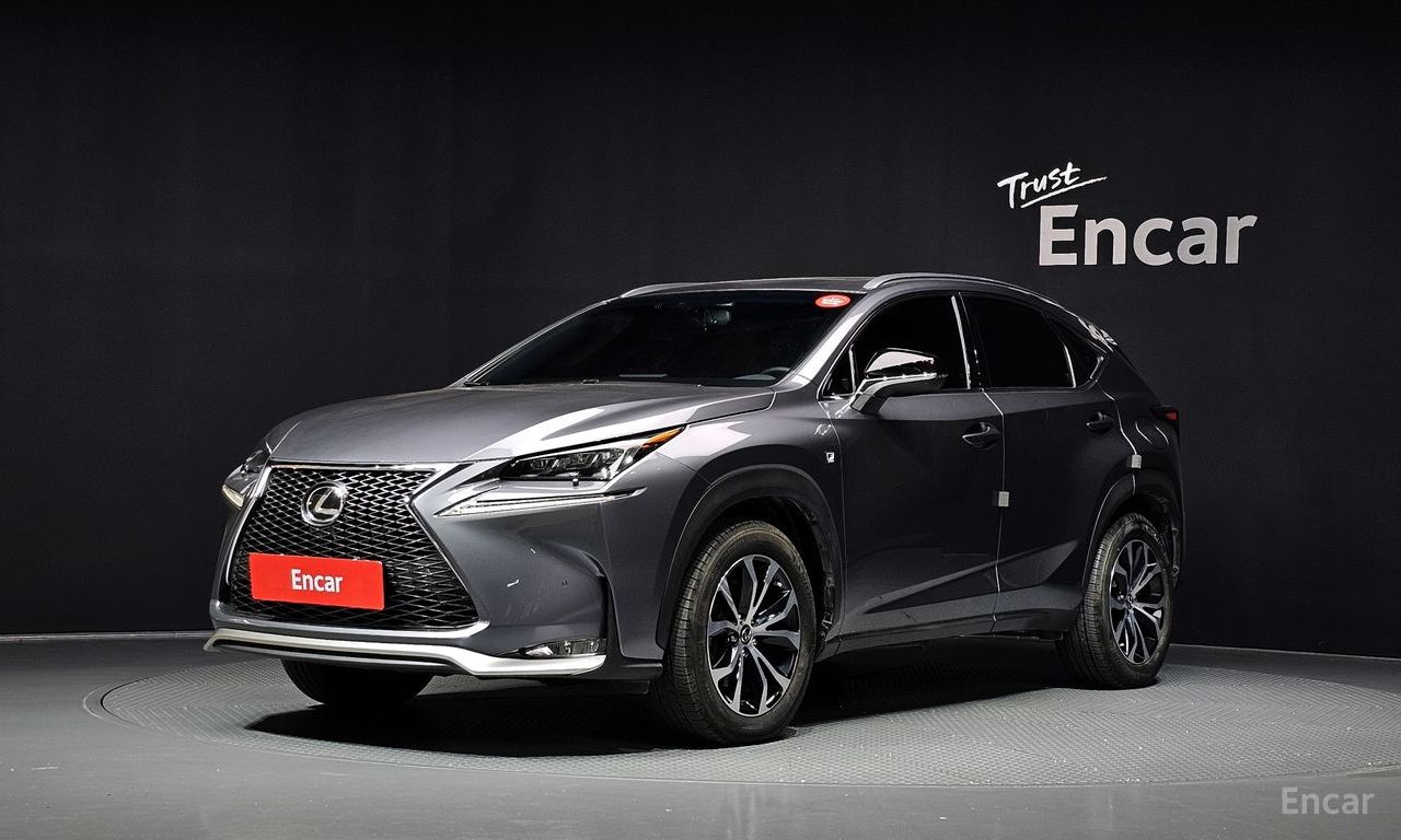 Lexus NX200t