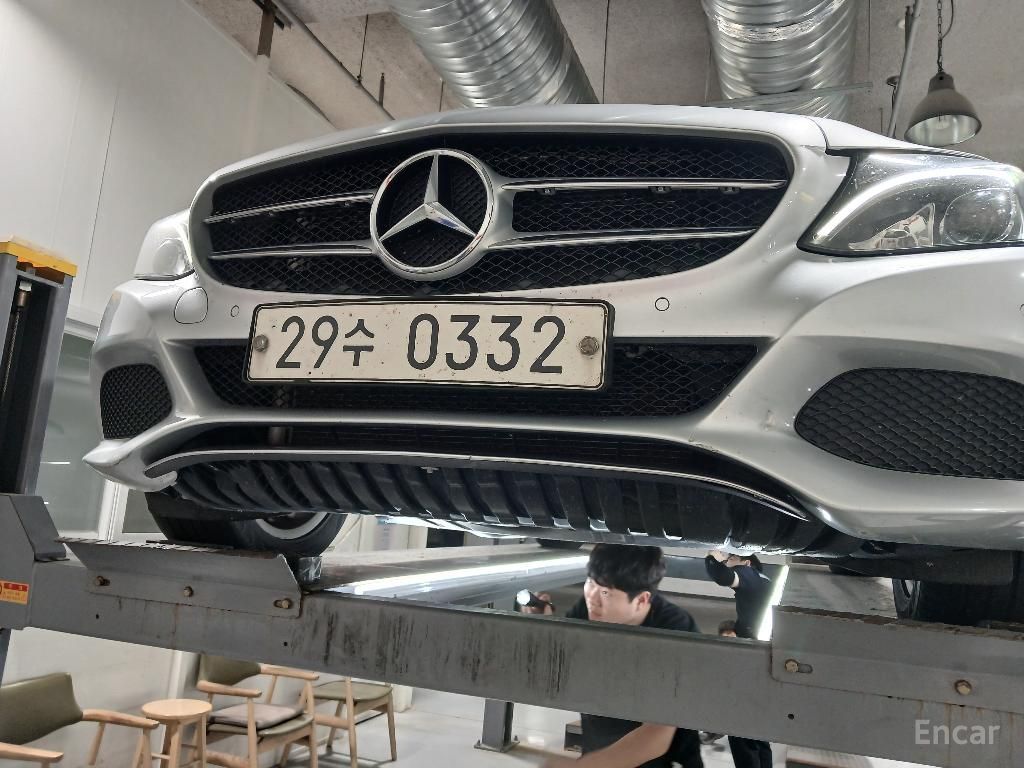 Mercedes-Benz C-Class W205