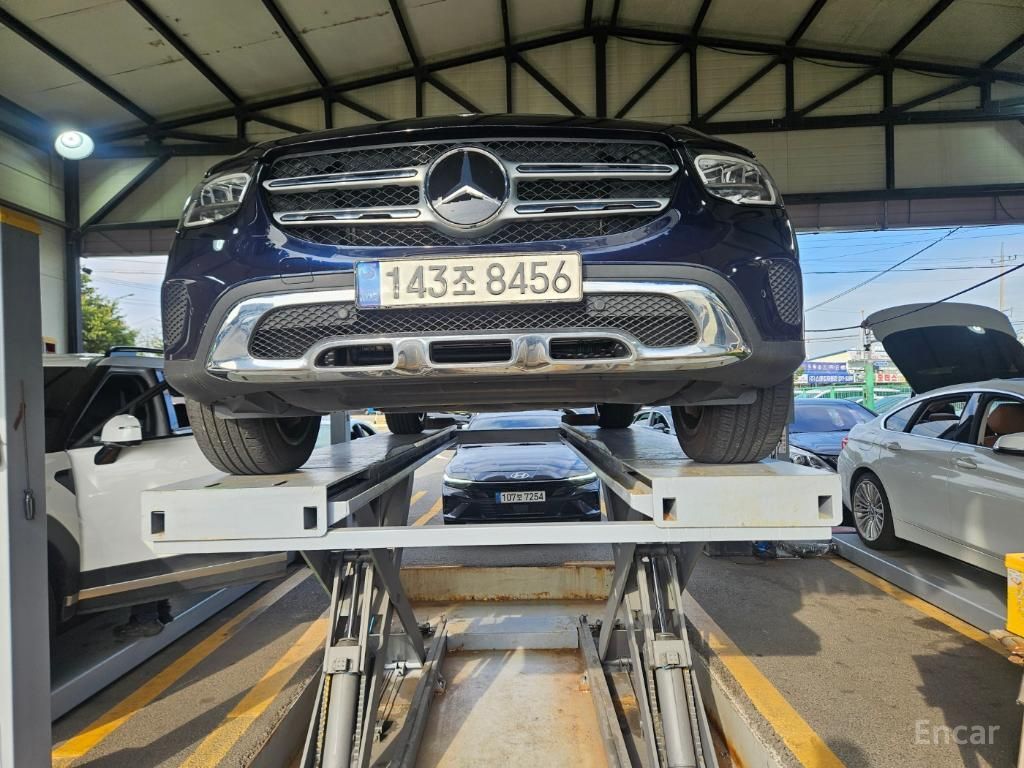 Mercedes-Benz GLC-Class X253