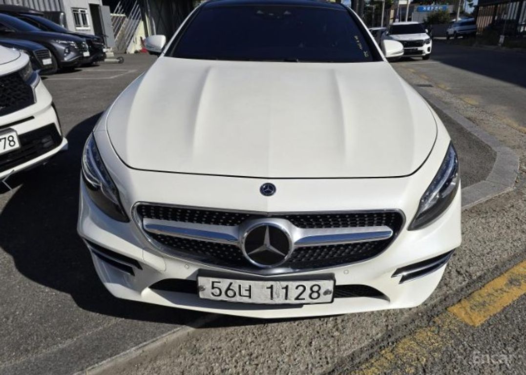 Mercedes-Benz S-Class W222