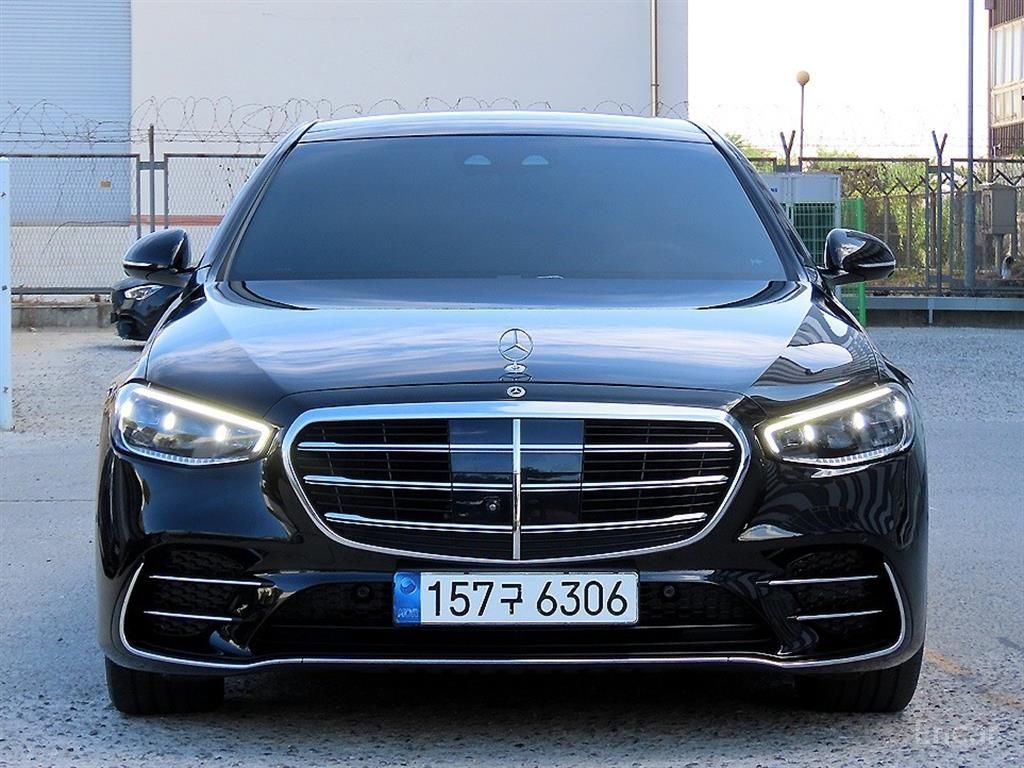 Mercedes-Benz S-Class W223