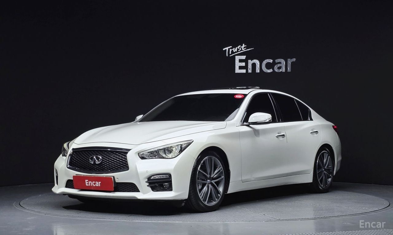 Infiniti Q50
