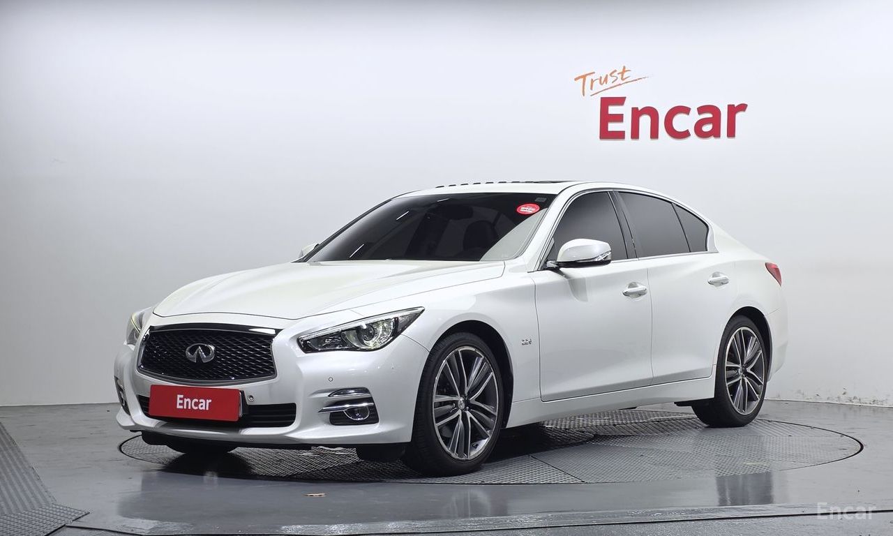 Infiniti Q50
