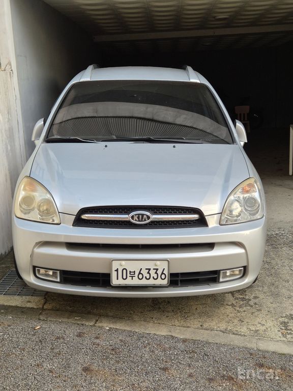 Kia Carens