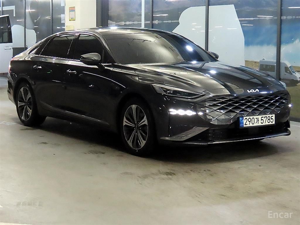 Kia K8 hybrid
