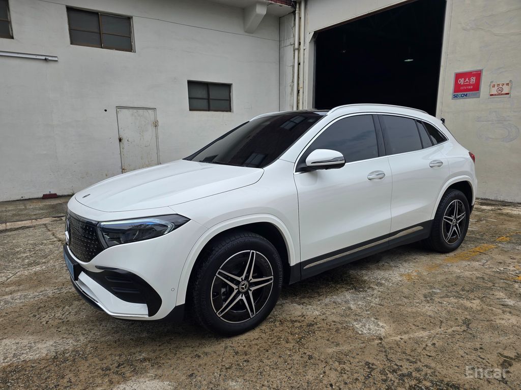 Mercedes-Benz EQA H243